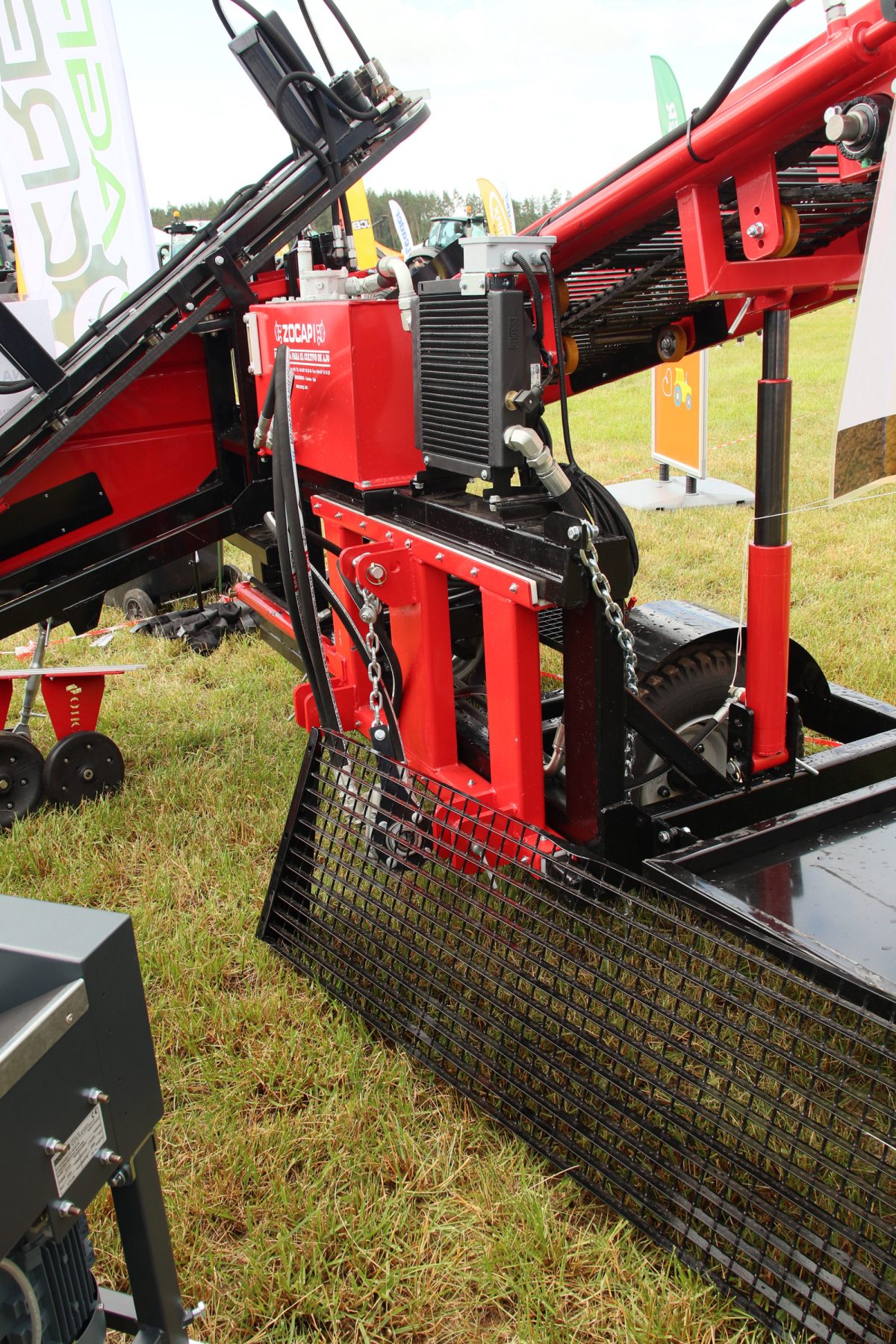 IMG_5371 Ķiploku kombains Zocapi vienas rindas griezējs